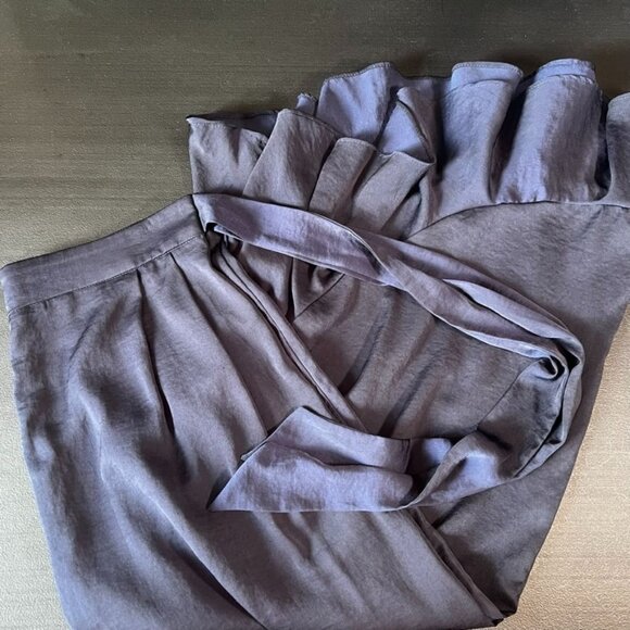 Sheike  Navy Blue  Satin  Ruffle  Crop  Pants  Womens Size 10 - Picture 16 of 16